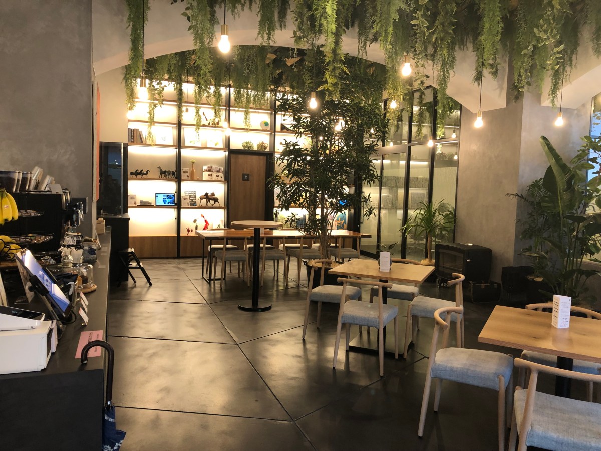 銀座で最高に“居心地の良いsweet heart空間”では…  ＝お菓子とアートが生み出す心温まるつながり＝